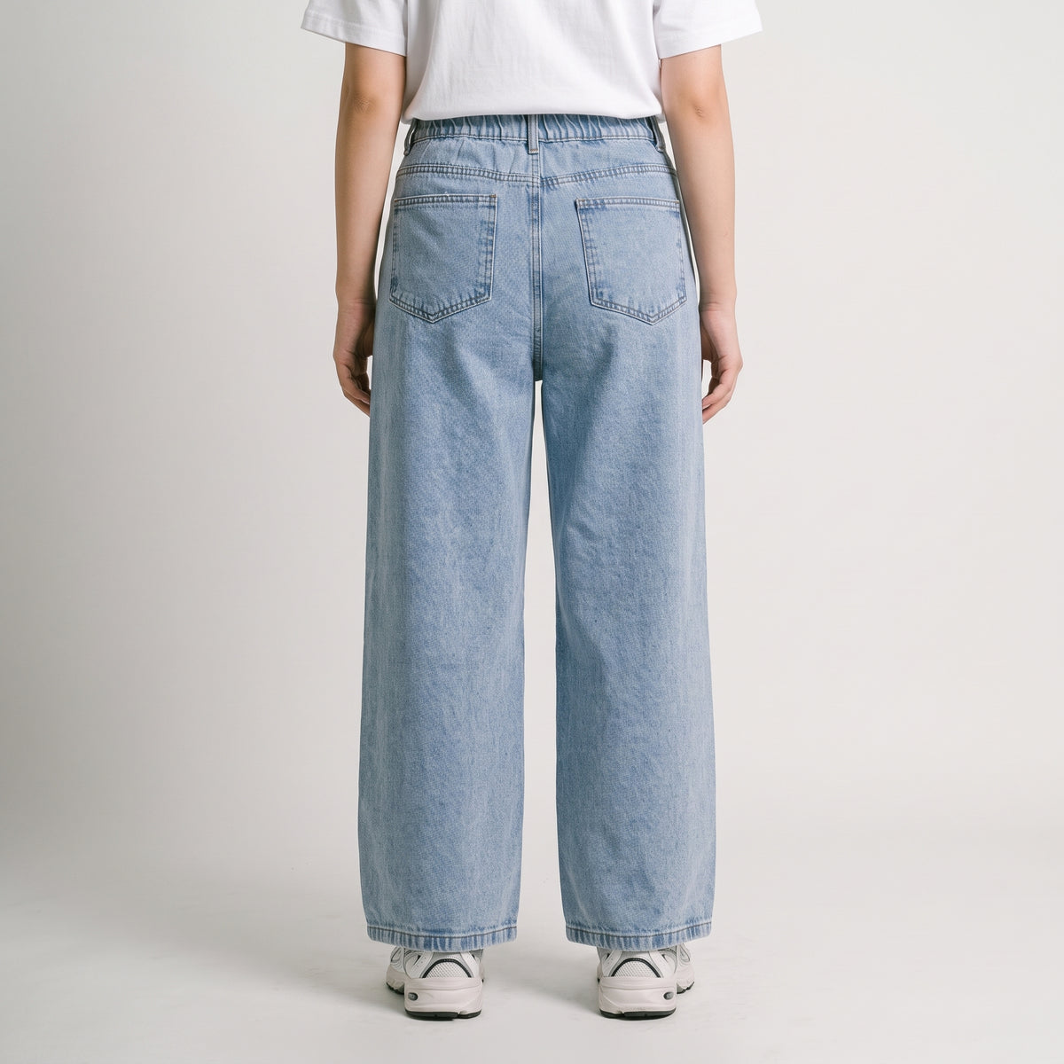 Women Wide Leg Jeans 23106 in Light Blue, photo 2