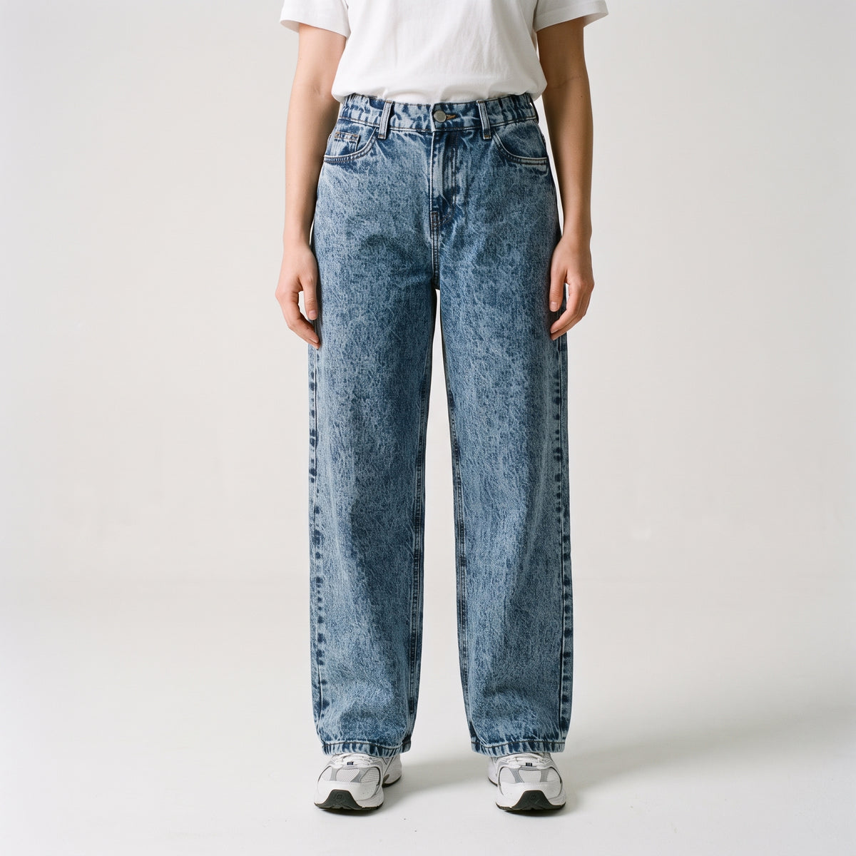 Women Wide Leg Jeans 23097 in Medium Blue, photo 1