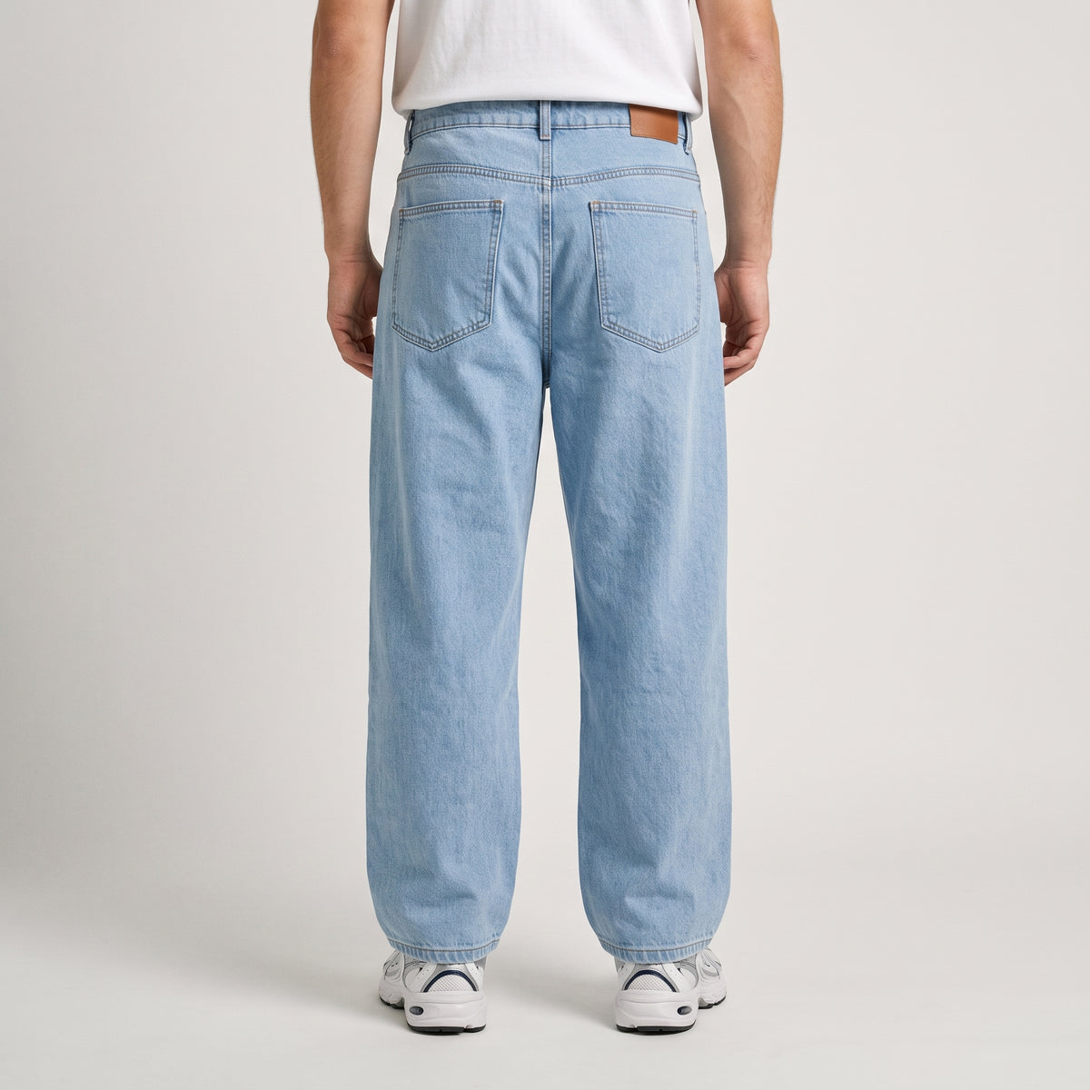 Men Angled Seam Baggy Jeans 23105 - Light Blue