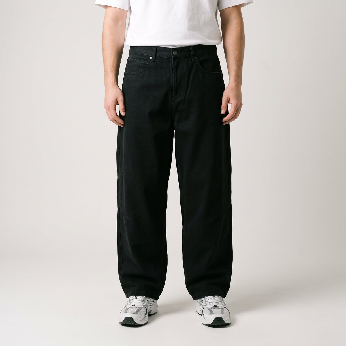 Men Angled Seam Baggy Jeans 23105 - Black