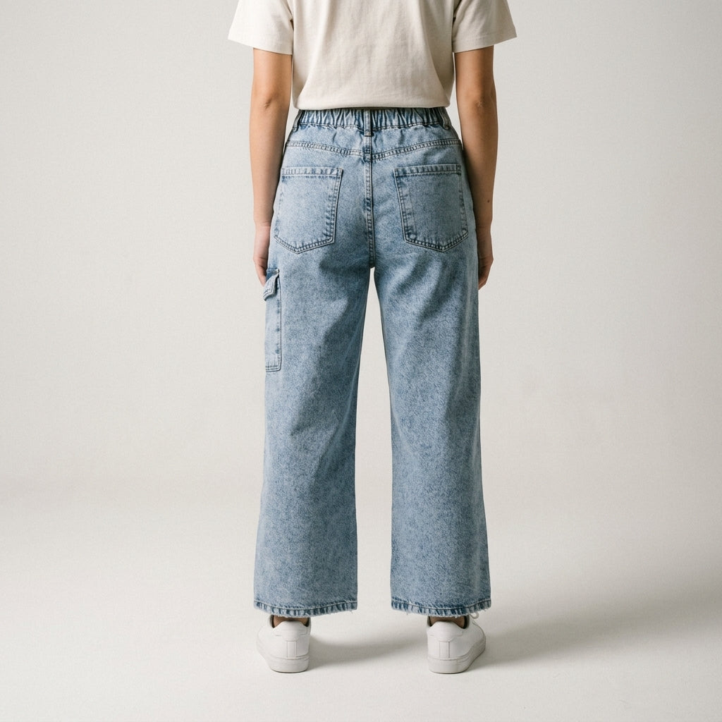 Women Wide Leg Jeans 23099 in Light Blue, back view