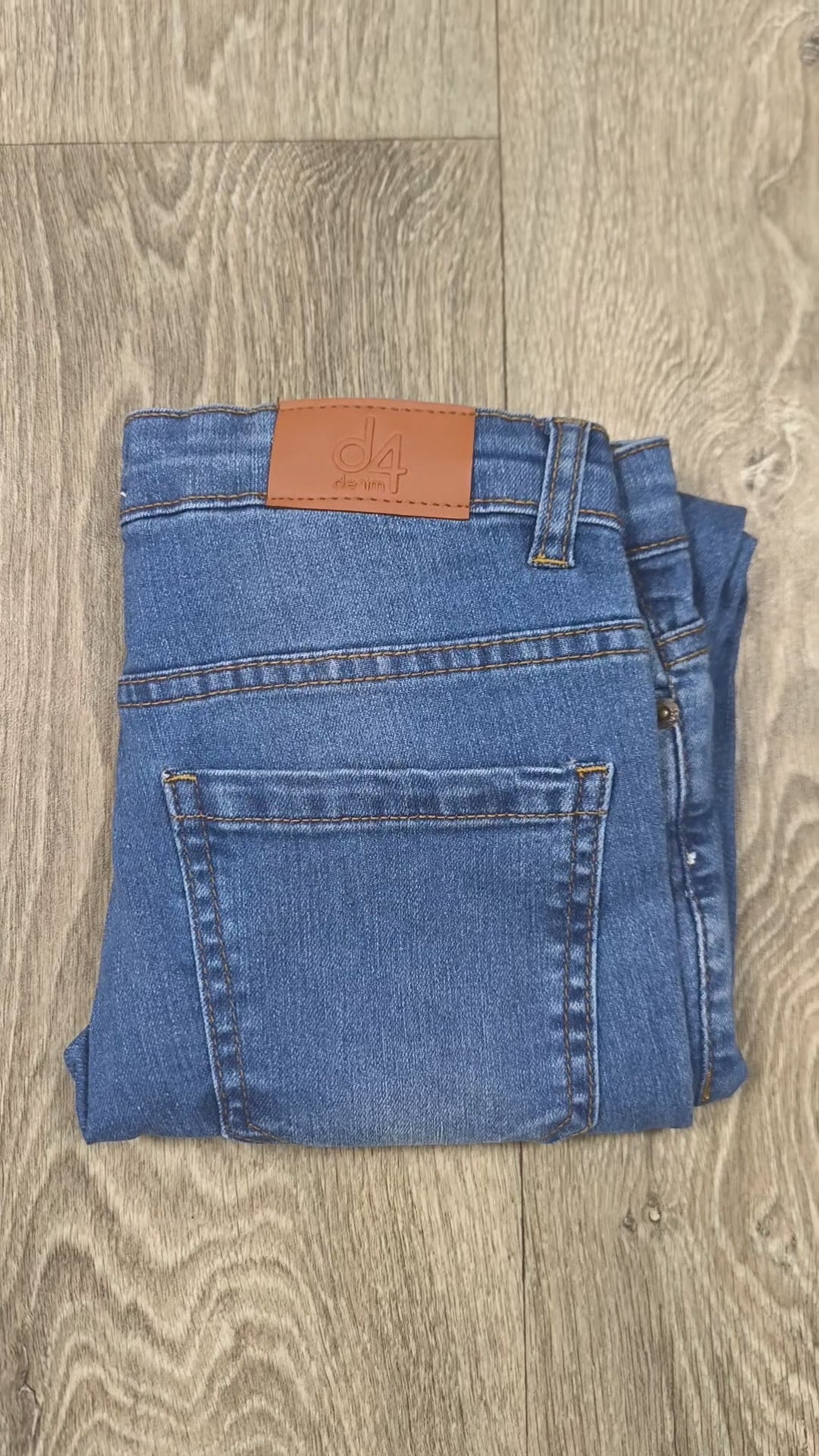 Boy Kids Essential Straight Fit Jean – Medium Blue